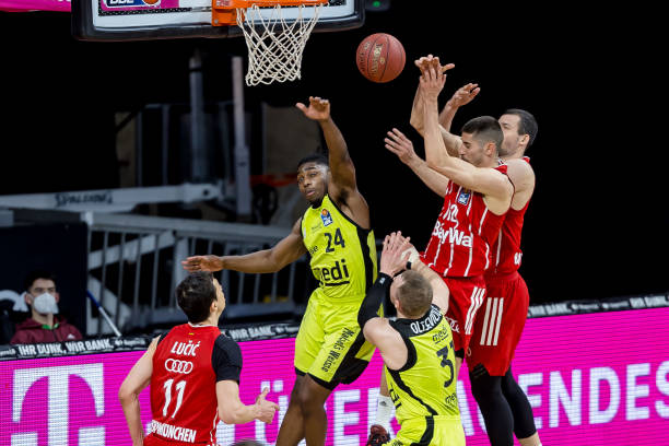 为夏窗引援 为夏窗引援