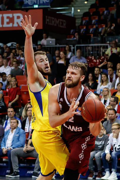 租雅克松只 租雅克松只